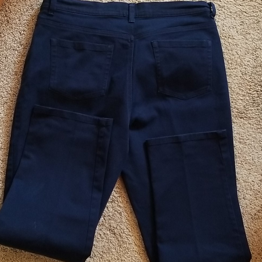 Pants Bundle Buy 1 GET 1 FREE ♡ - Picture 5 of 15